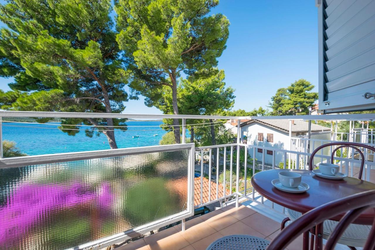 Apartment And Rooms Franka Жаборич Екстериор снимка