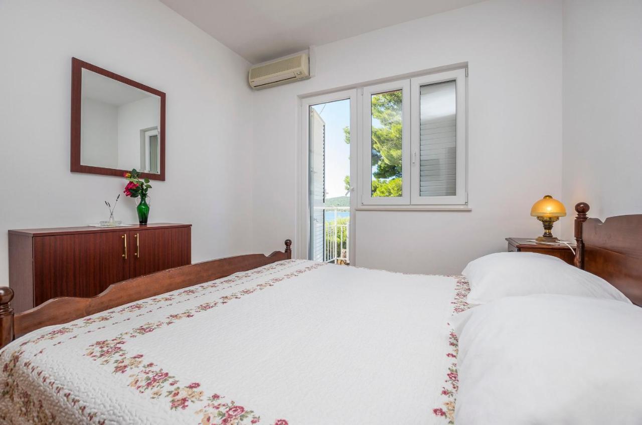 Apartment And Rooms Franka Жаборич Екстериор снимка