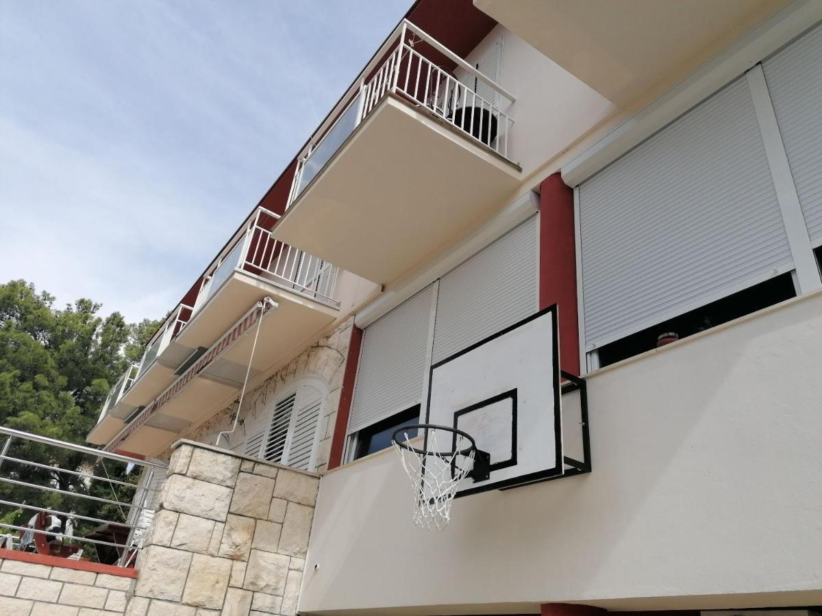 Apartment And Rooms Franka Жаборич Екстериор снимка
